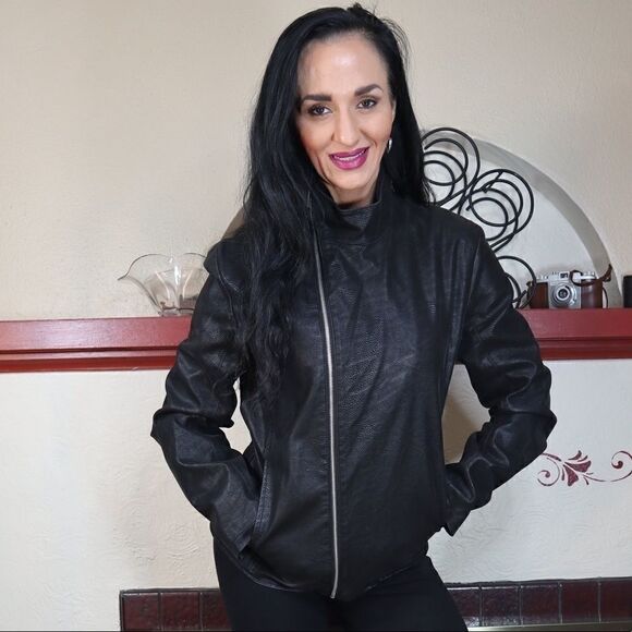 ASOS black faux leather moto lined black jacket - Picture 4 of 8